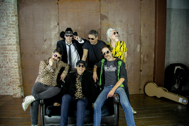 Festival É Tempo de Rock reúne TNT, Reação em Cadeia, Cascavelletes e Bandaliera no Auditório Araújo Vianna em Porto Alegre