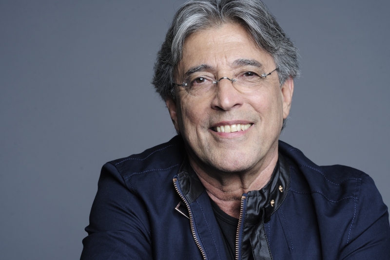 Ivan Lins apresenta em Porto Alegre show com grandes sucessos 