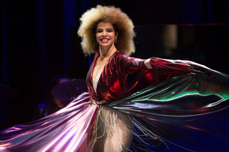 Vanessa da Mata apresenta em Porto Alegre e Novo Hamburgo o show Caixinha de Música