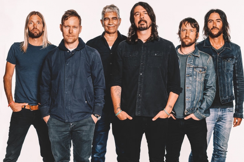 Foo Fighters e Queens of the Stone Age se apresentam em Porto Alegre em março