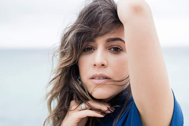 Roberta Sá retorna a Porto Alegre em junho com show no Teatro do Sesi