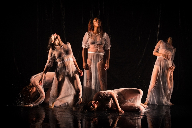 ELAS realiza sua primeira temporada teatral na Sala Álvaro Moreyra em abril