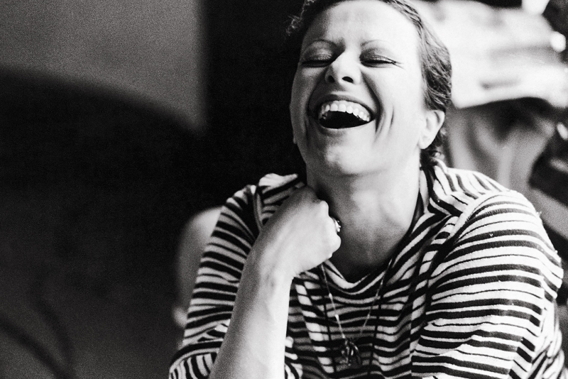 Sarau Voador em homenagem a Elis Regina acontece neste sábado no Cisne Branco