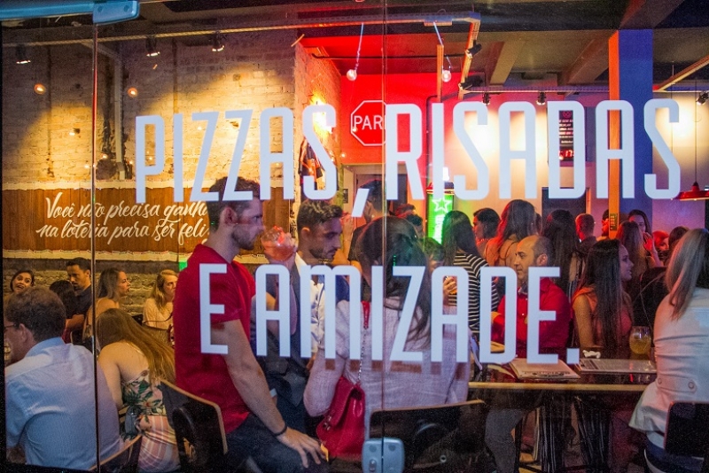 Na Vida Real Bar comemora aniversário de um ano neste sábado 