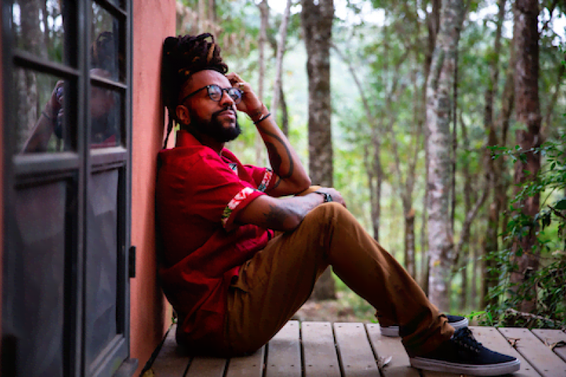 Rael retorna em abril a Porto Alegre com o show do novo álbum 'Capim-Cidreira'