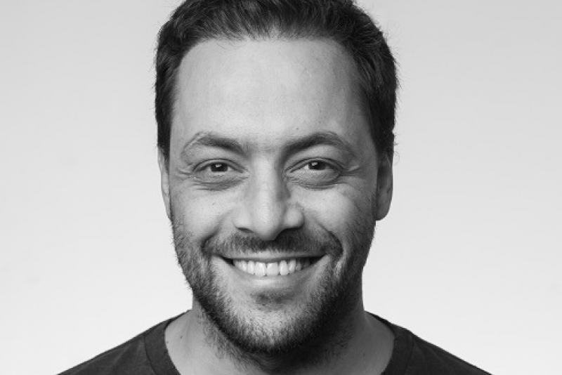António Zambujo se apresenta na capital em maio no palco do Teatro do Bourbon Country