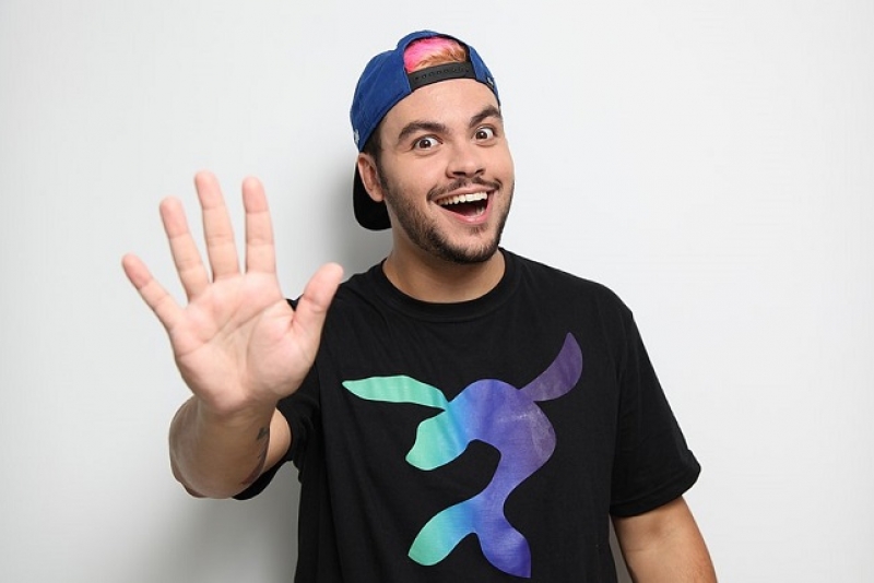 Luccas Neto fará a primeira live voltada para crianças nesta sexta-feira 