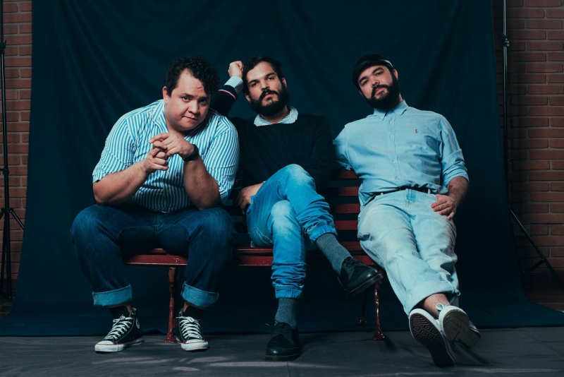 Banda Versalle lança novo single de EP Acústico, 'Milhas Além'