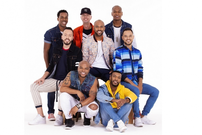 Turma do Pagode lança o álbum 'TDP Live Show', com sucessos da carreira