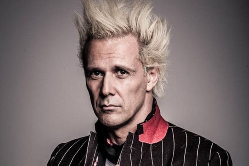  Play Music Con recebe ídolos do rock e humoristas stand-up em live no YouTube