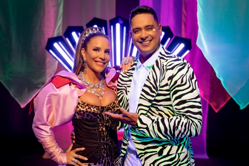 Ivete Sangalo e Xanddy saúdam o Carnaval com 'Tá Solteira, Mas Não Tá Sozinha'