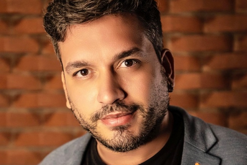 Marc Fernandes lança o single 'Perto do Mar', parceria com compositor de Sandy & Junior