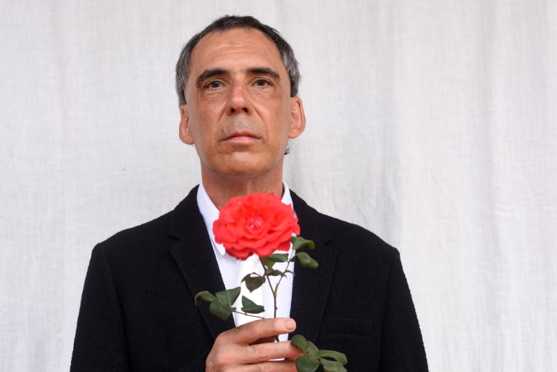 Inhotim em Cena 2021 estreia com Arnaldo Antunes neste sábado