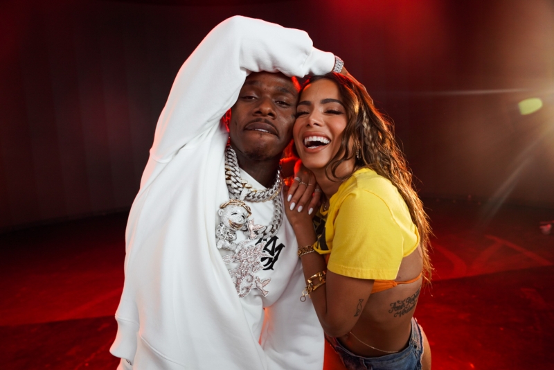 Anitta lança remix da faixa 'Girl From Rio' feat DABaby, acompanhada de videoclipe 