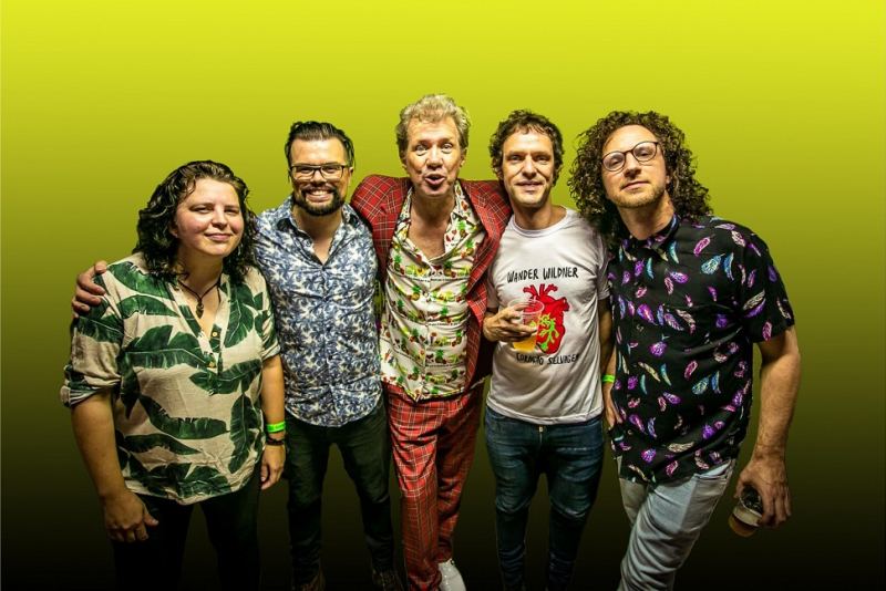 Wander Wildner se apresenta nesta quinta-feira no ''Ocidente Acústico''