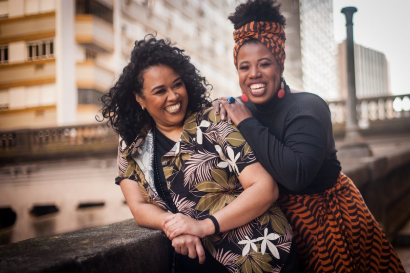 Duo 50 Tons de Pretas se apresenta em março no projeto ''Ocidente Acústico''