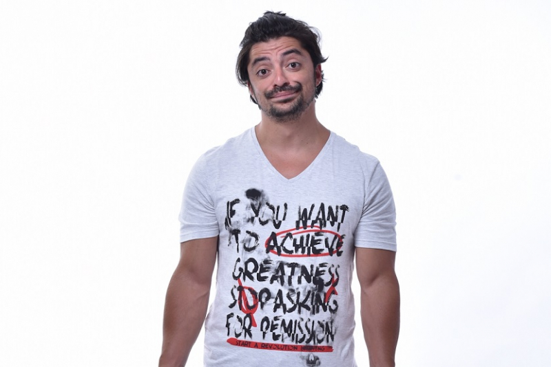 Marcio Donato apresenta novo show solo em Caxias do Sul