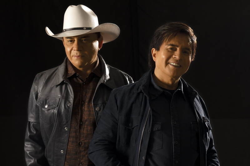 Chitãozinho e Xororó se apresentam em agosto no Auditório Araújo Vianna