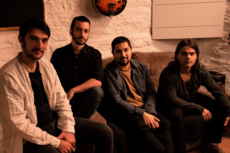 Banda Lummi faz show de lançamento do primeiro álbum no Espaço 373