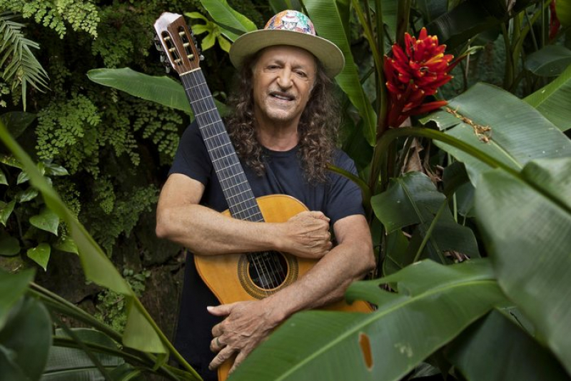 Alceu Valença retorna ao Teatro Feevale com espetáculo acústico