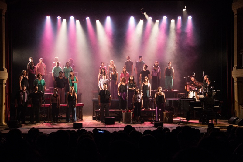 Expresso 25 apresenta ''Suíte Tom Jobim'' no Centro Cultural 25 de Julho
