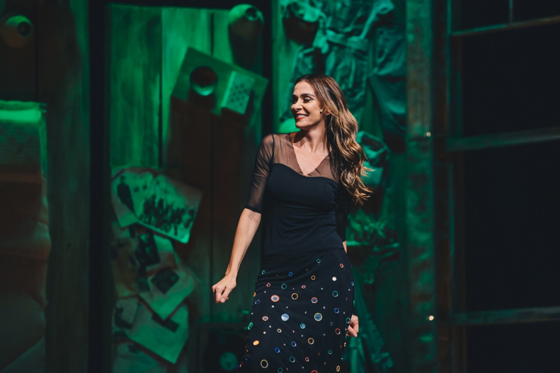 Mônica Martelli retorna a Novo Hamburgo e Porto Alegre com a peça Minha Vida em Marte
