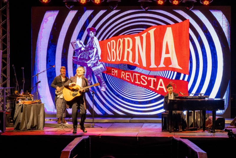 Sbornia Kontr'Atracka faz temporada de inverno no Theatro São Pedro