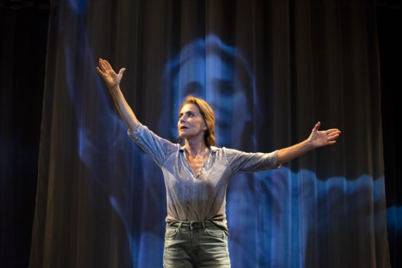 Maitê Proença apresenta em outubro no Theatro São Pedro o espetáculo 'O Pior de Mim'