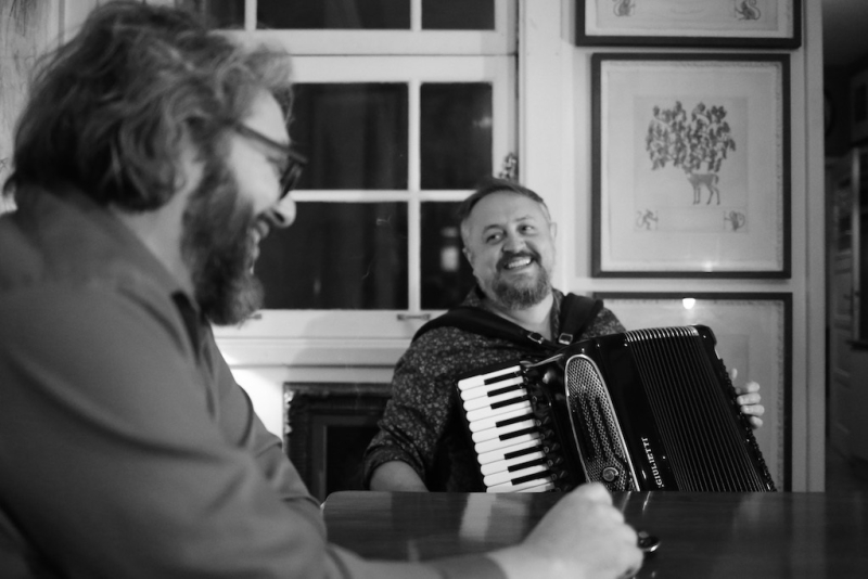 Filarmônica OntoArte Recanto Maestro e Bebê Kramer se apresentam no Theatro São Pedro