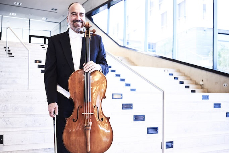 Orquestra Theatro São Pedro recebe o violoncelista alemão Clemens Weigel 