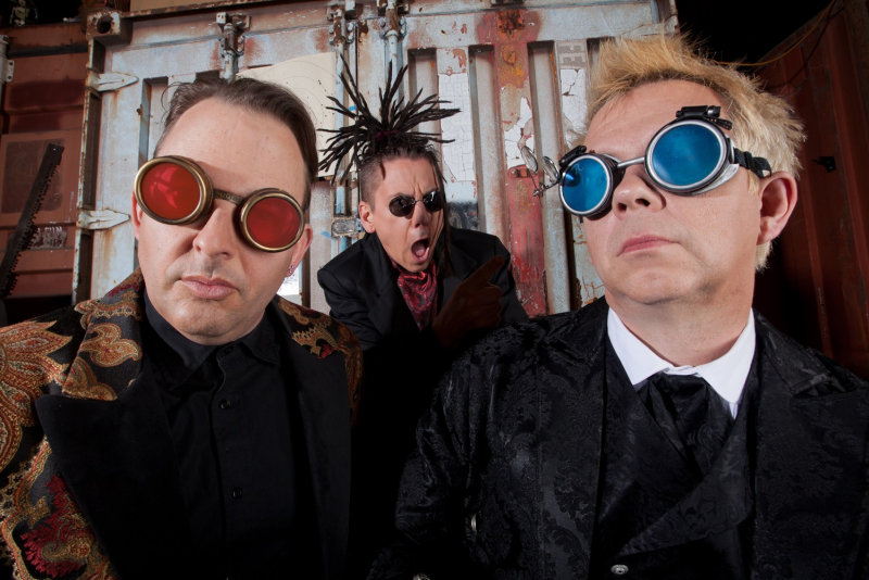 Information Society, Kon Kan e Double You anunciam show juntos em Porto Alegre