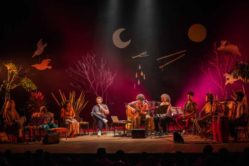 Thiago Ramil faz duas apresentações do musical infantil Sereno Canto neste sábado