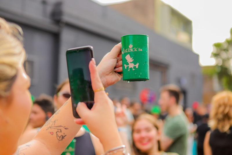 O 'Maior St. Patrick's de Porto Alegre' acontece no próximo sábado, 15 de março, no 4 Distrito na capital