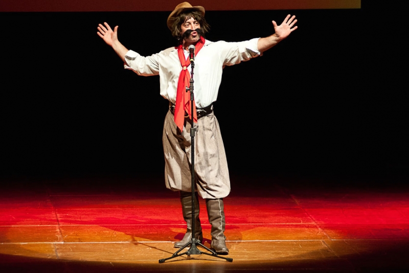 Stand Up Bagual do Gaudêncio em cartaz em diversas cidades do estado