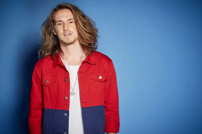 Vitor Kley apresenta a nova turnê 'Que Seja Alegria'  em novembro em Porto Alegre com Ingressos e Pacotes Meet & Greet
