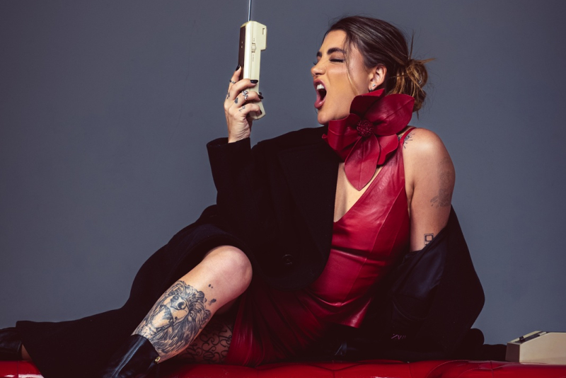 Cynthia Luz em Porto Alegre com a turnê 'Minissaia': novo show no Opinião traz hits, empoderamento e batidas dançantes