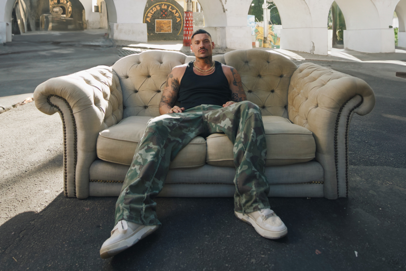 Filipe Ret retorna a Porto Alegre em abril de 2026 com turnê 'NUME' e sucessos do rap e trap brasileiro no Auditório Araújo Vianna