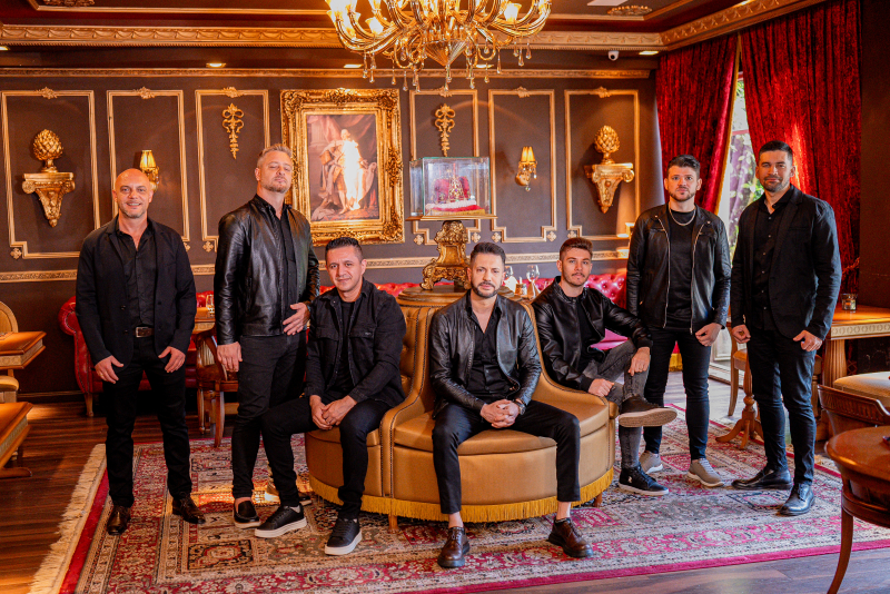 Brilha Som grava DVD ao vivo em Dois Irmãos celebrando 35 anos de carreira com músicas inéditas, clássicos e participações especiais