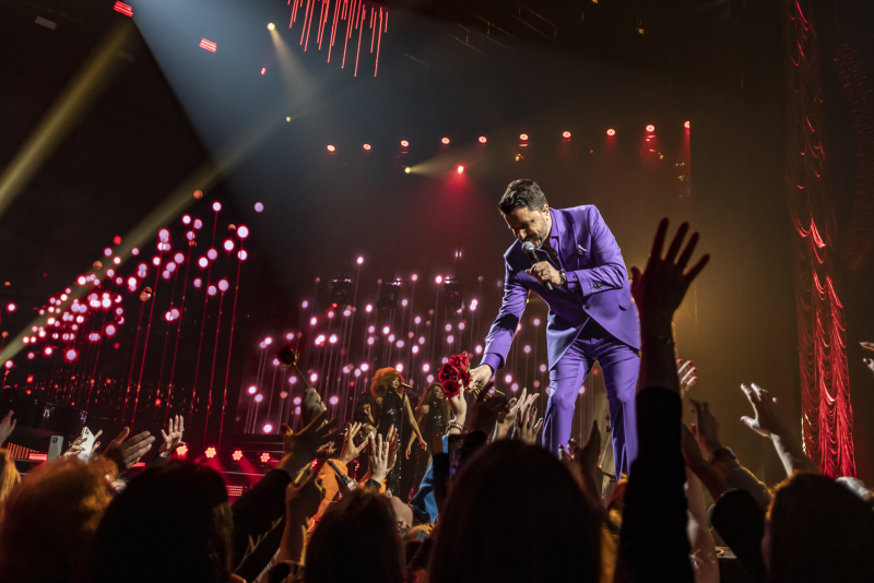 Maurício Manieri chega a Porto Alegre em novembro com o espetáculo 'Classics Super Hits' no Auditório Araújo Vianna