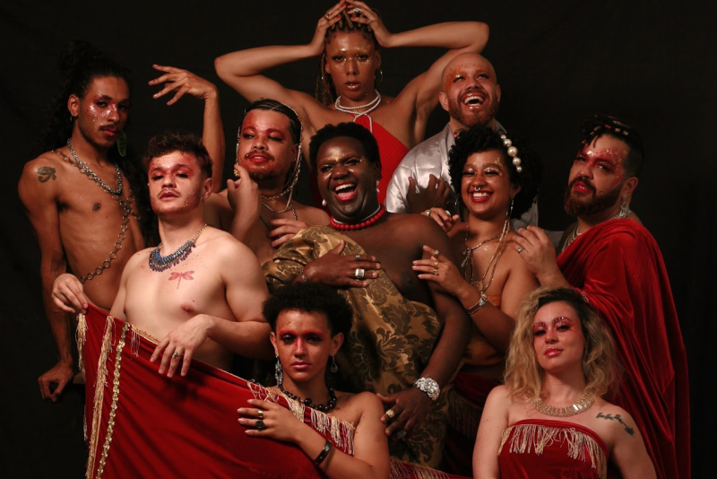 <br />
<b>Notice</b>:  Undefined variable: lnb in <b>/home/u642903088/domains/supertransado.com.br/public_html/site/app/views/artigo.php</b> on line <b>228</b><br />
<br />
<b>Notice</b>:  Trying to get property 'TITULO' of non-object in <b>/home/u642903088/domains/supertransado.com.br/public_html/site/app/views/artigo.php</b> on line <b>228</b><br />
