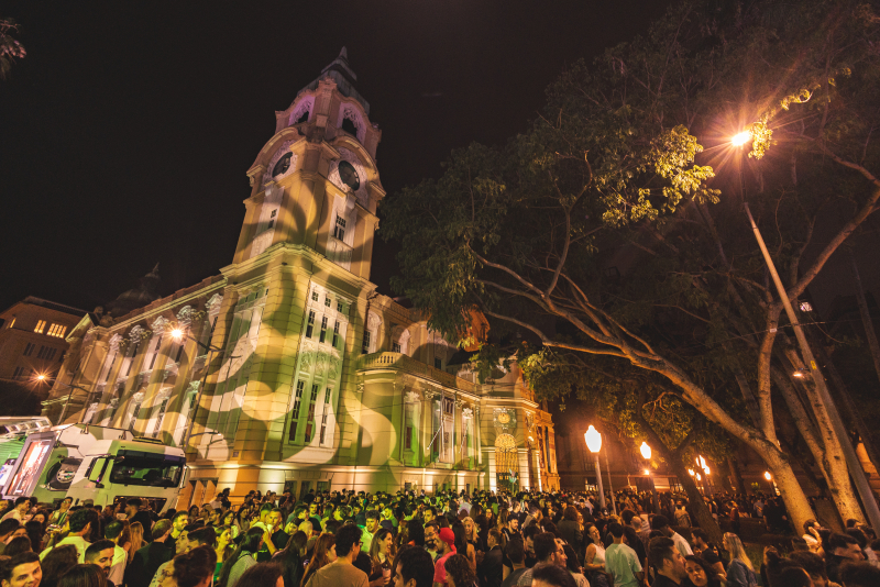 <br />
<b>Notice</b>:  Undefined variable: lnb in <b>/home/u642903088/domains/supertransado.com.br/public_html/site/app/views/artigo.php</b> on line <b>228</b><br />
<br />
<b>Notice</b>:  Trying to get property 'TITULO' of non-object in <b>/home/u642903088/domains/supertransado.com.br/public_html/site/app/views/artigo.php</b> on line <b>228</b><br />
