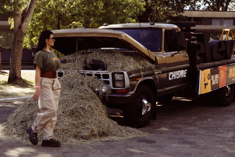 Programação completa e horários dos shows do Chisme Festival 2025, evento que celebra a diversidade artística latino-americana