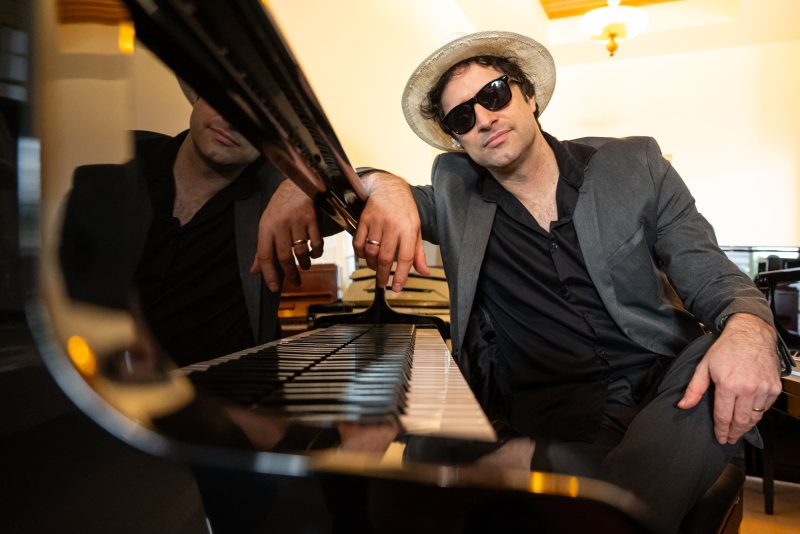 <br />
<b>Notice</b>:  Undefined variable: lnb in <b>/home/u642903088/domains/supertransado.com.br/public_html/site/app/views/artigo.php</b> on line <b>228</b><br />
<br />
<b>Notice</b>:  Trying to get property 'TITULO' of non-object in <b>/home/u642903088/domains/supertransado.com.br/public_html/site/app/views/artigo.php</b> on line <b>228</b><br />
