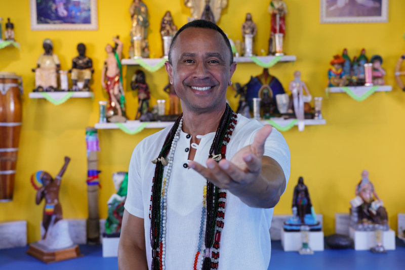 Sandro Luiz celebra 10 anos de carreira com show especial em abril no Auditório Araújo Vianna, em Porto Alegre