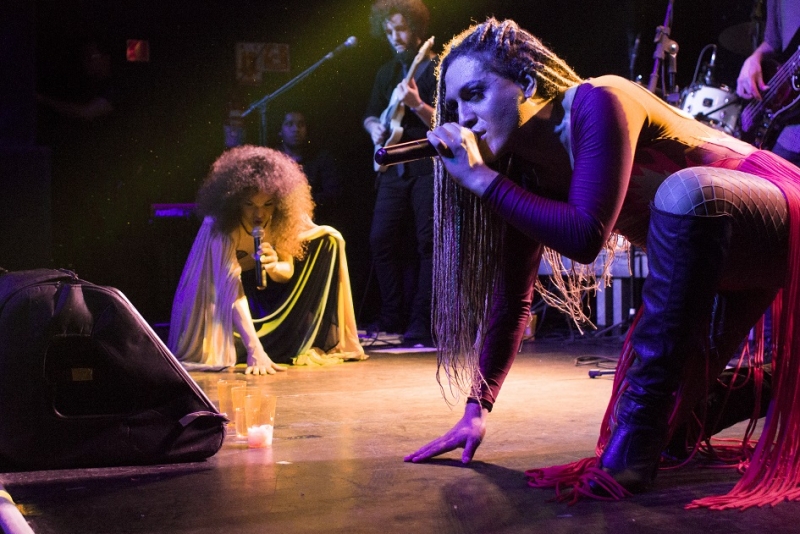 As Bahias e a Cozinha Mineira se apresentam em Porto Alegre no Música em Cena