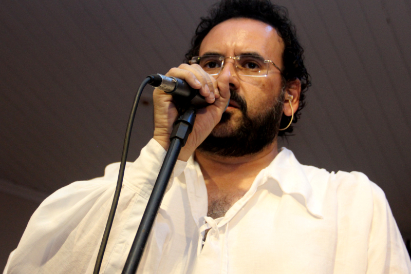 Maior tributo à Legião Urbana com Guilherme Lemos chega a Porto Alegre em maio no Bar Opinião