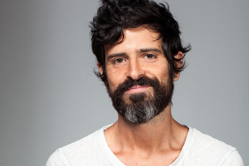 Devendra Banhart retorna a Porto Alegre com show no Opinião