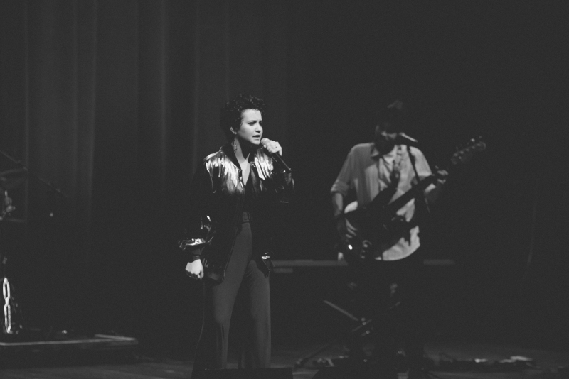 Camila Lopez apresenta tributo a Elis Regina no Grezz,nesta terça-feira (17), em Porto Alegre 