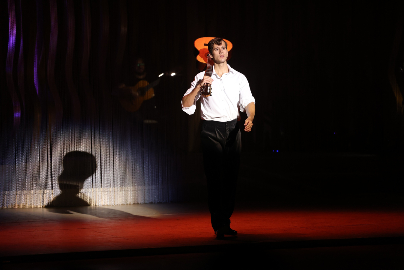 'Tom Jobim Musical' chega a Porto Alegre em curta temporada em maio com apresentações no Teatro FIERGS