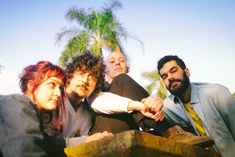 Bella e o Olmo da Bruxa leva turnê internacional a Porto Alegre ao lado da argentina Buenos Vampiros